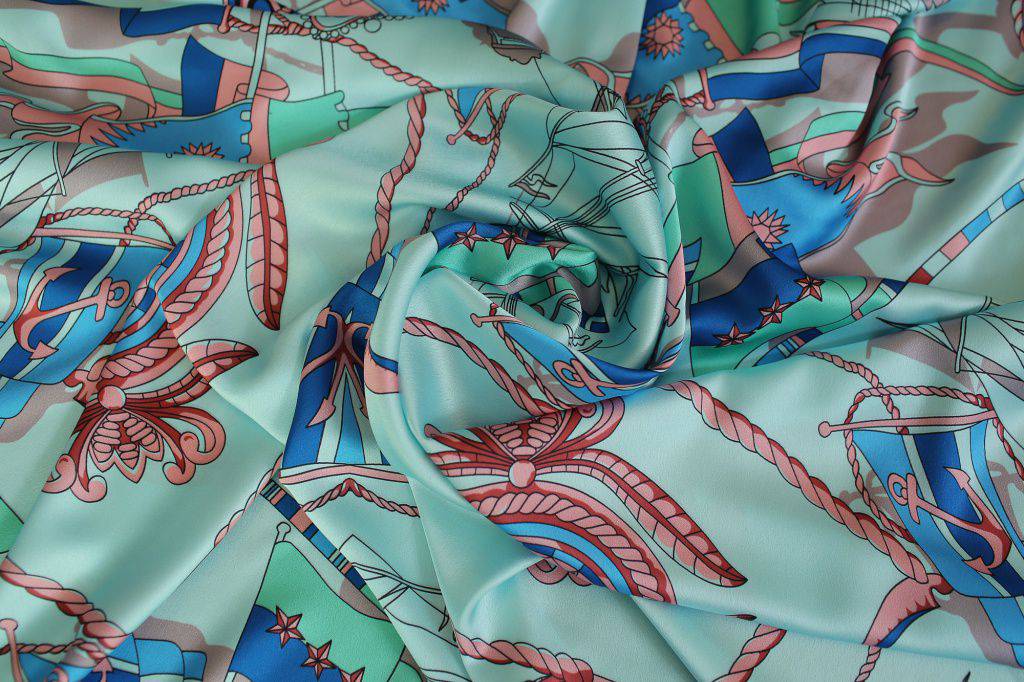 атлас голубой для летней одежды.jpg